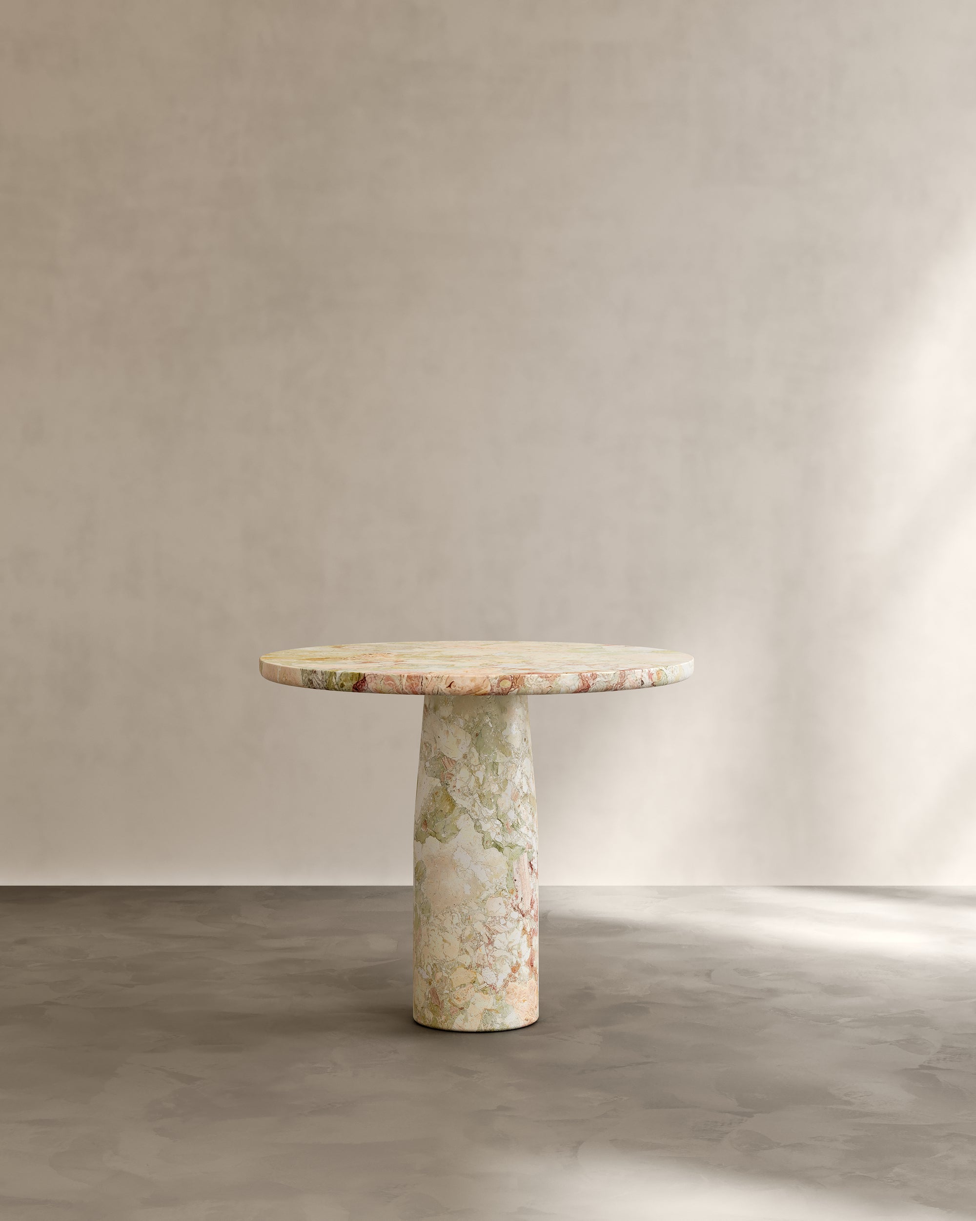 Isola Dining Table