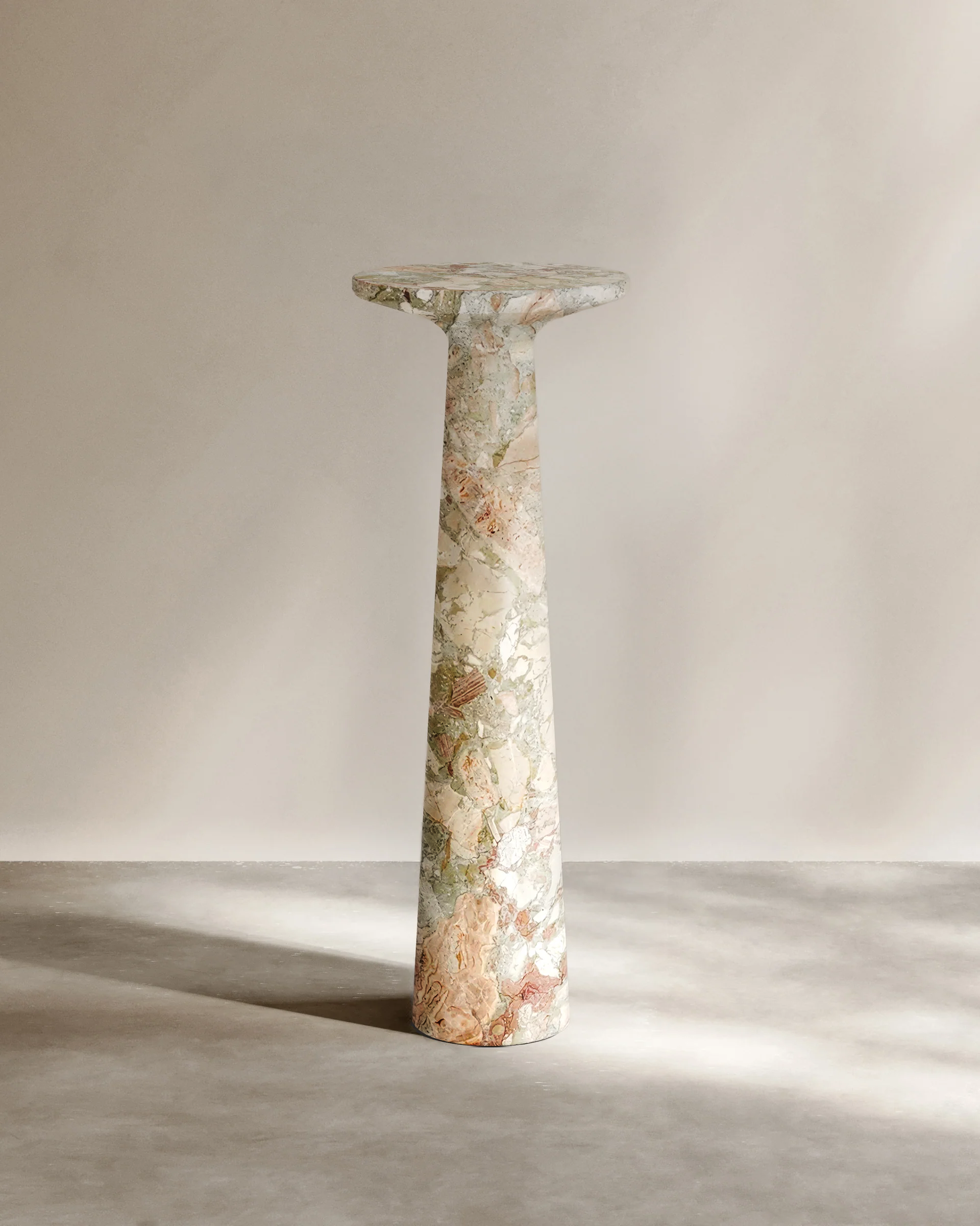 Jude Pedestal I
